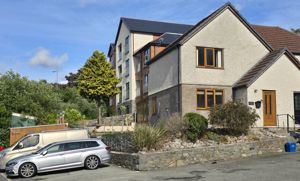 Photo 25- click for photo gallery